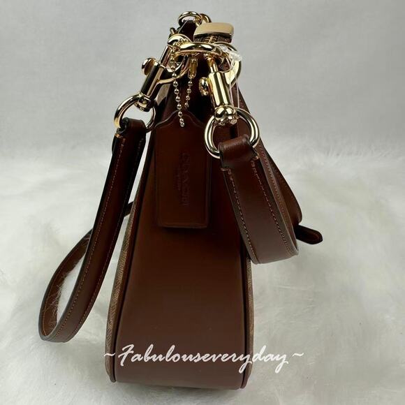 Coach Teri Hobo Bag Shoulder/Crossbody In Signature Canvas Tan/Brown CV940 NWT - Picture 2 of 10